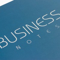 Бизнес-блокнот А4 (210х290),80л. Интегр.переплет, матовая ламинация. 60г/м2, белая. Точка 