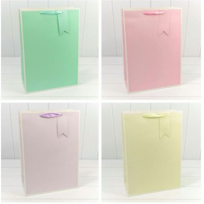 Пакет подарочный 